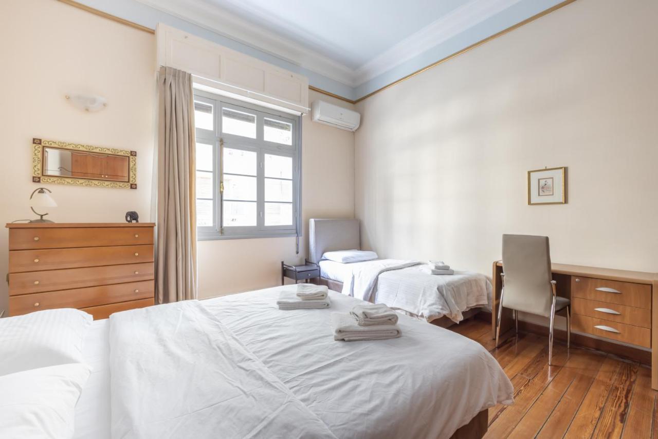 Ideal 4 Bdr Apartment In Plaka For 10! アテネ エクステリア 写真