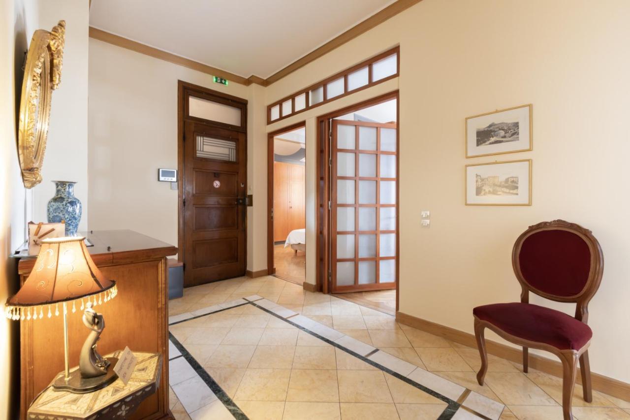 Ideal 4 Bdr Apartment In Plaka For 10! アテネ エクステリア 写真