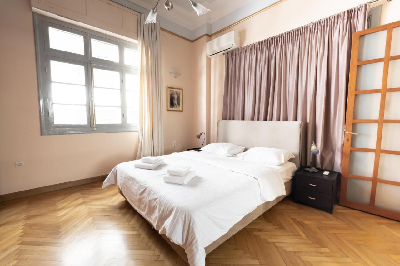 Ideal 4 Bdr Apartment In Plaka For 10! アテネ エクステリア 写真