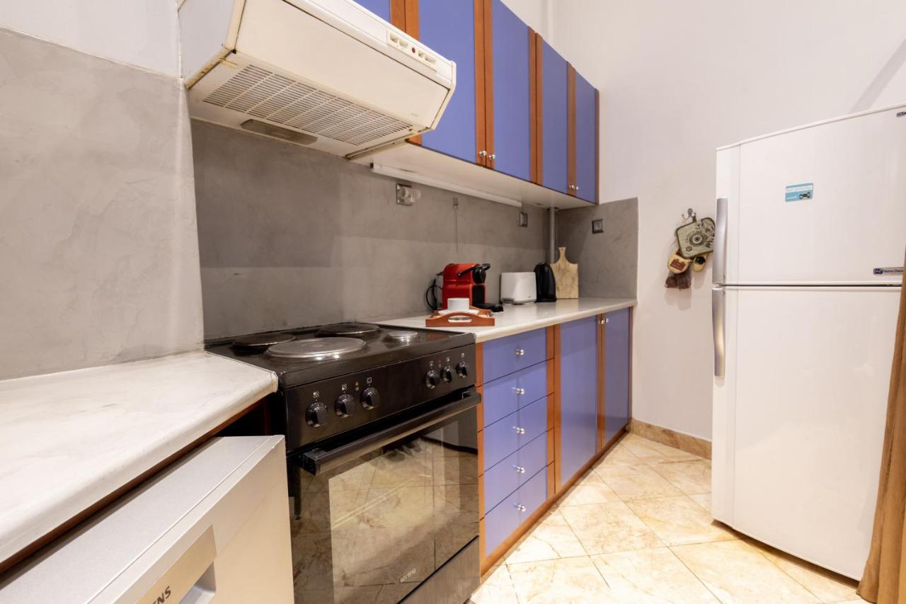 Ideal 4 Bdr Apartment In Plaka For 10! アテネ エクステリア 写真